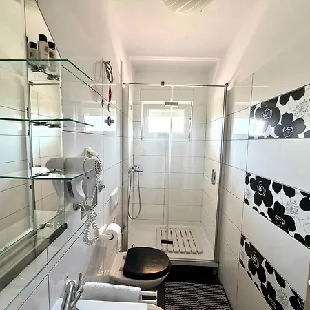 With A - C In 58156 Appartement Jadranovo